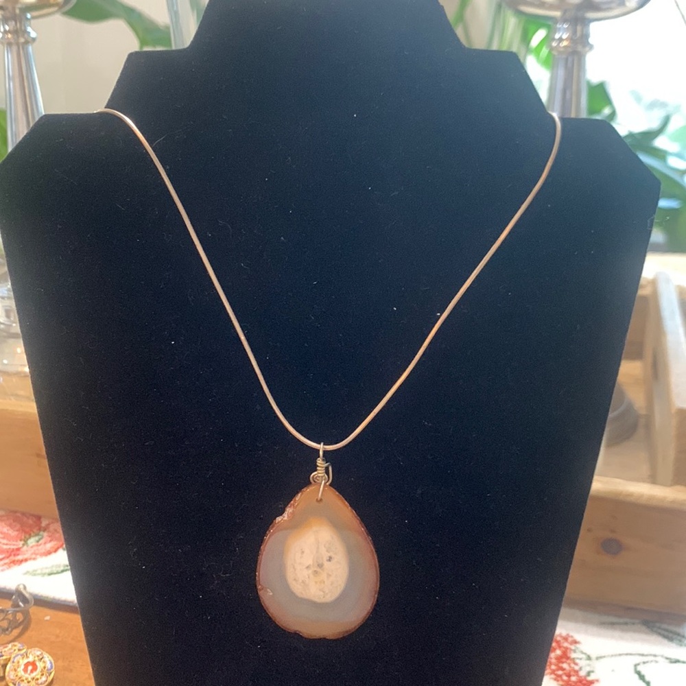 Brown agate slice necklace pendant
